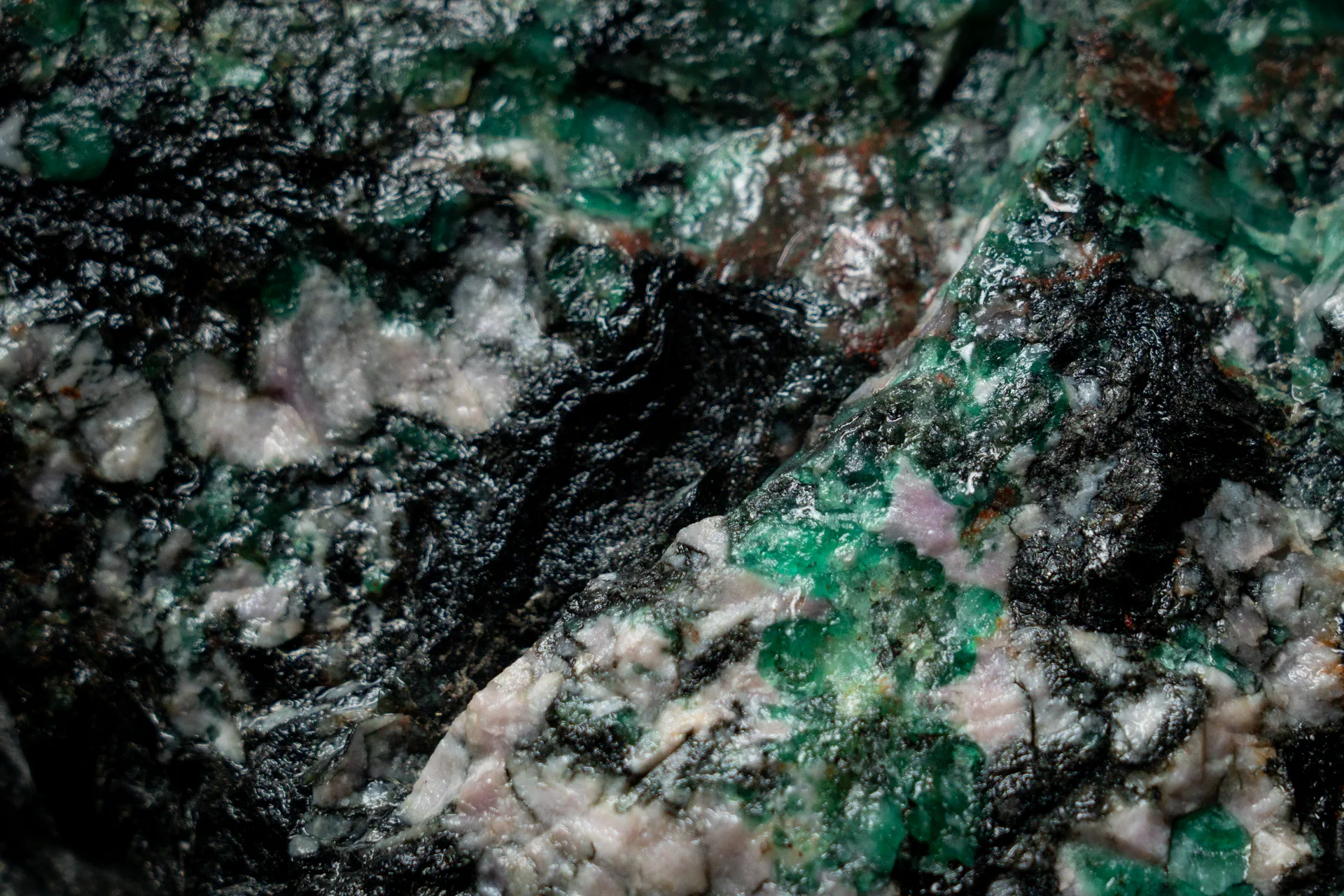 Macro of green crystal veins